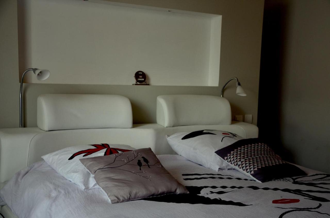 Bed and Breakfast La Douce Parenthèse à Montirat  Extérieur photo